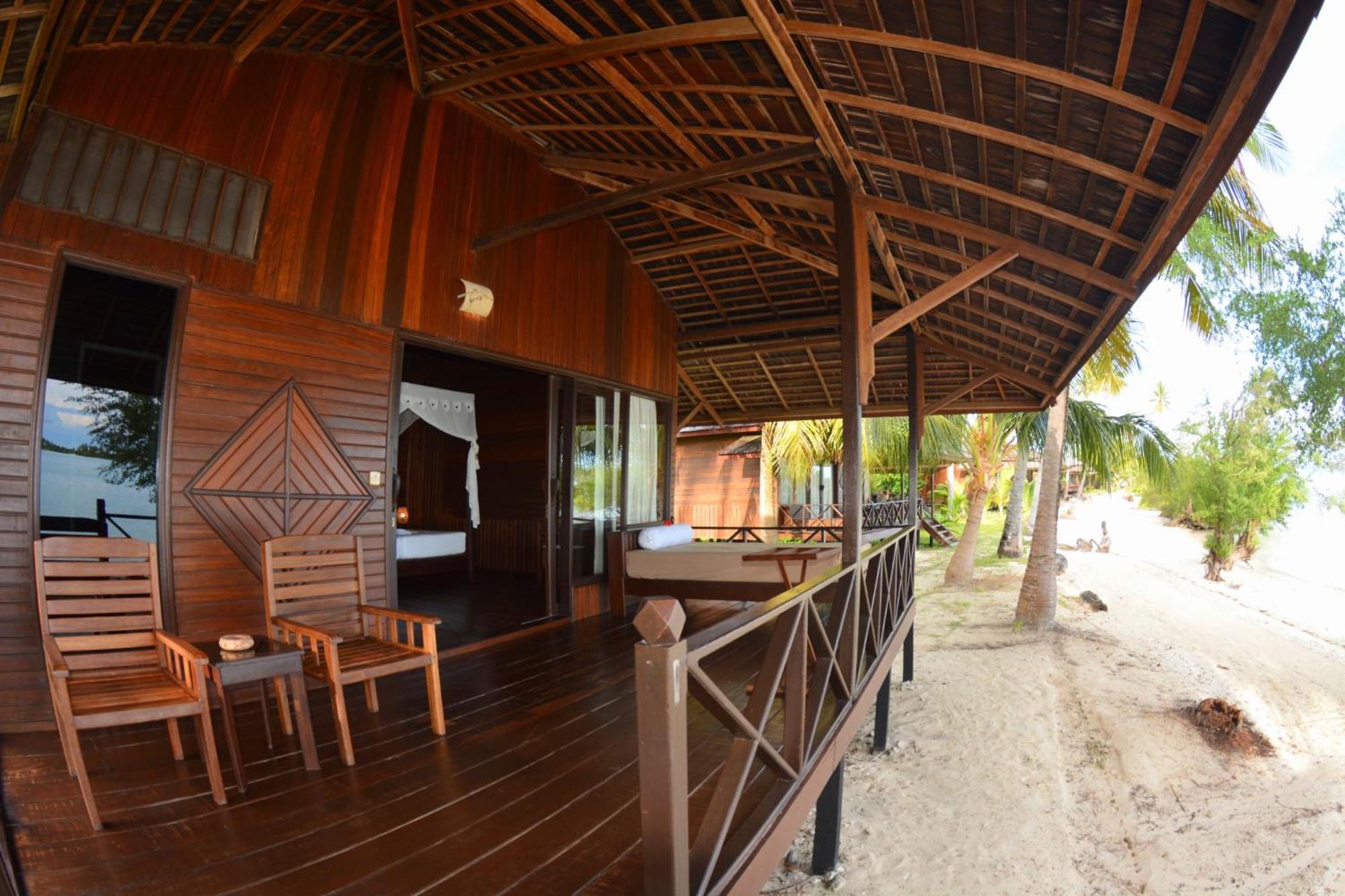 Nunukan Island Resort Maratua Island Kültér fotó
